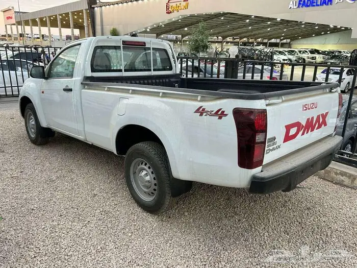 ايسوزو ديماكس غماره دبل حوض فيبر 2025 2