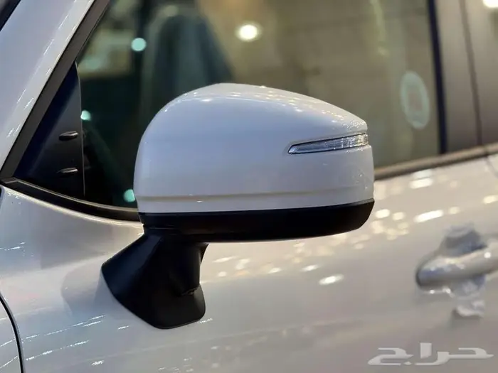 لاندكروزر GXR L3 بنزين 2025 الأيقونة الأقوى على الطرق الوعرة 4