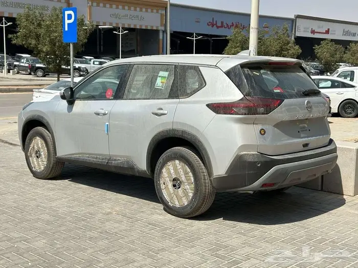 نيسان اكس تريل S ستاندر دبل وبدون سعودي 2025 4