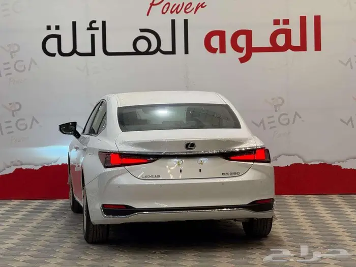 لكزس ES250 AA سعودي 2025 -قيادة لا مثيل لها 19