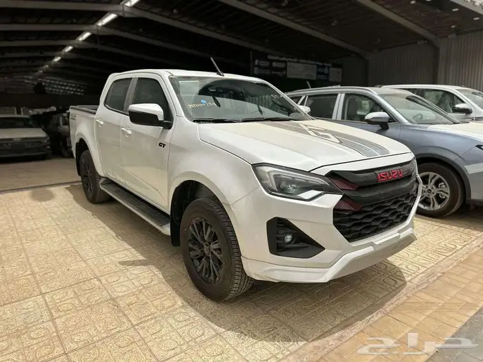 ايسوزو غمارتين فل GT ديزل 2025 كاش وتقسيط 4
