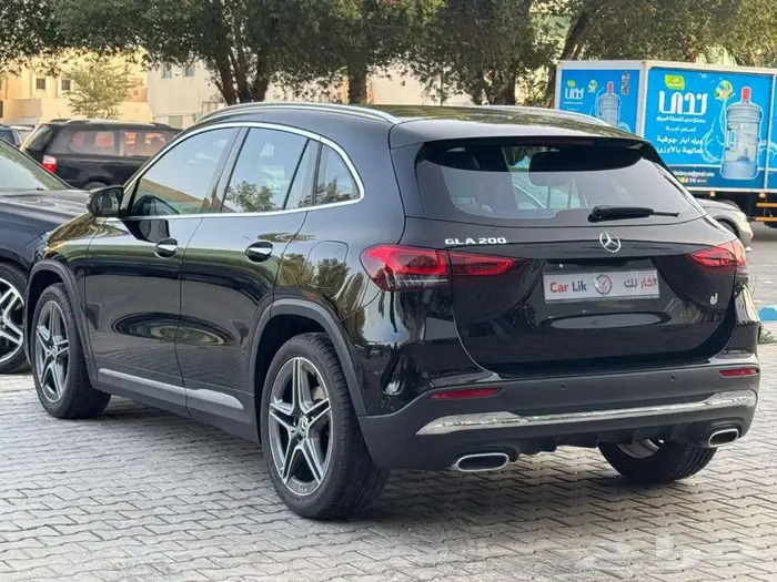 مرسيدس GLA200 مستخدم 2021 3