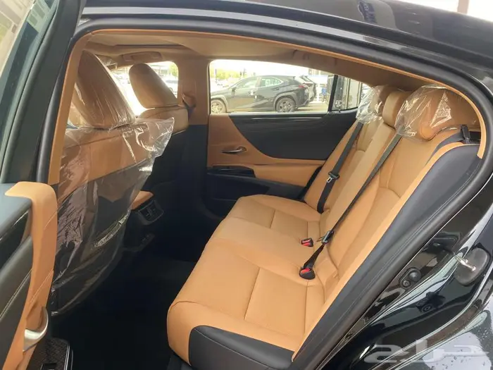 لكزس ES250 2025 استاندر الساير كويتي 19