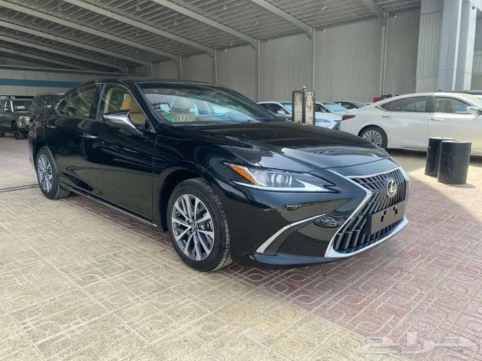 لكزس ES250 2025 استاندر الساير كويتي 10