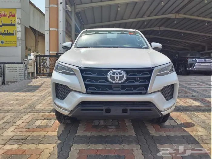 تويوتا فورشنر GX2 2025 بنزين 4X2 سعودي 1