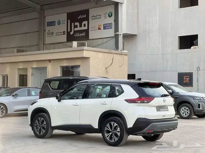 اكس تريل sv 2025 بلس كاش واقساط 4