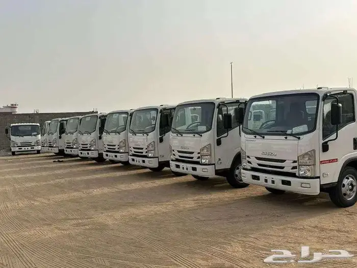 ايسوزو ( دينات   وانيتات  شاحنات   GT   MUX 0