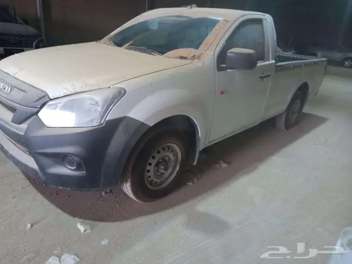 ايسوزو ( دينات   وانيتات  شاحنات   GT   MUX 2