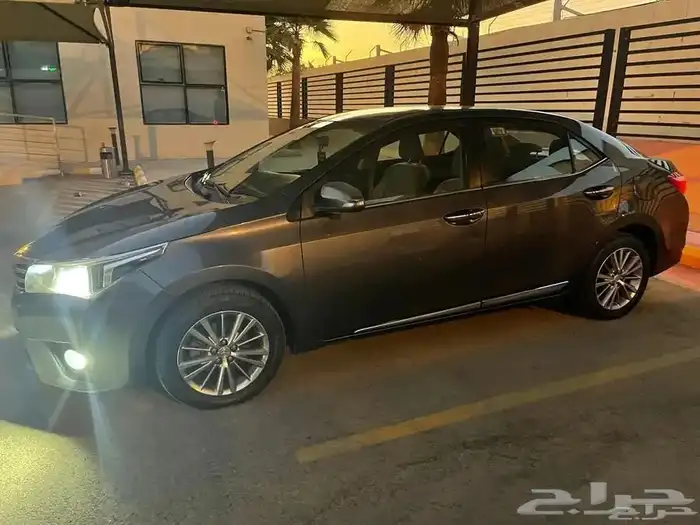كورولا فل 2015 بودي وكالة ممشى قليل 101 الف 8
