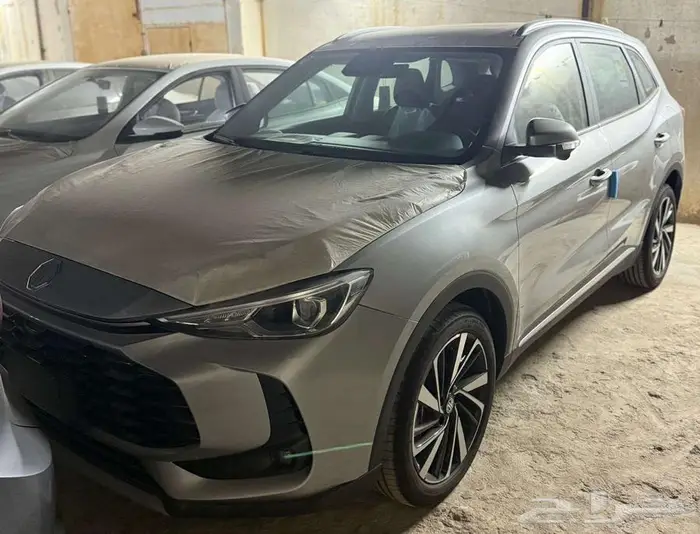 ام جي zs فل كامل(الشكل الجديد) 2025 ب 65000 غير شامل الضريبة 18