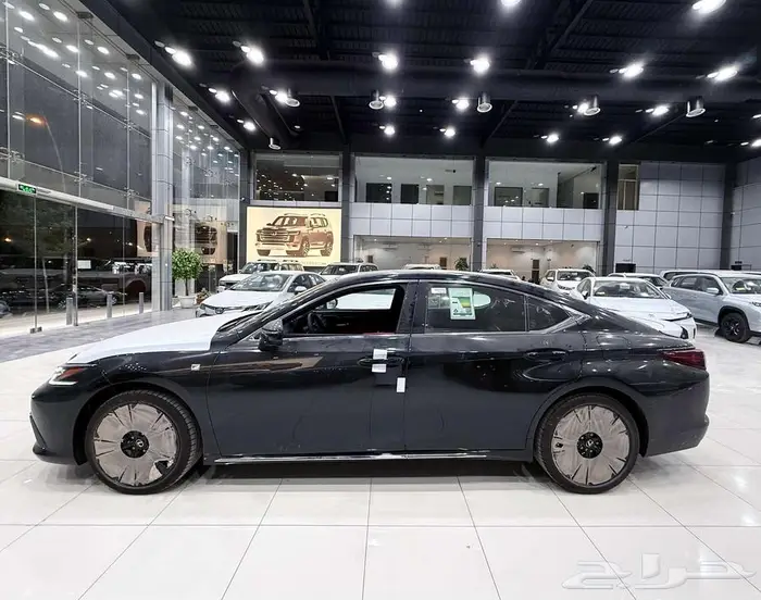 لكزس ( ES 350 FF ) موديل 2025 أقل الأسعار 4