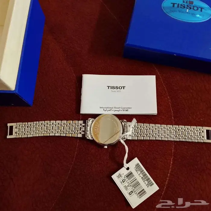 للبيع ساعة تيسوت اصلية جديدة من عام 2000 6م فضي 4
