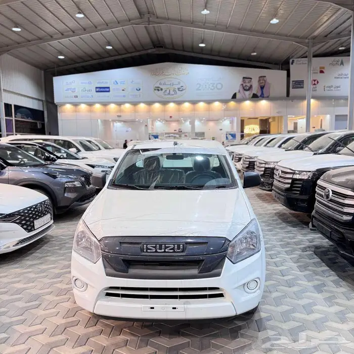 ايسوزو ديماكس جوانب 2025 0