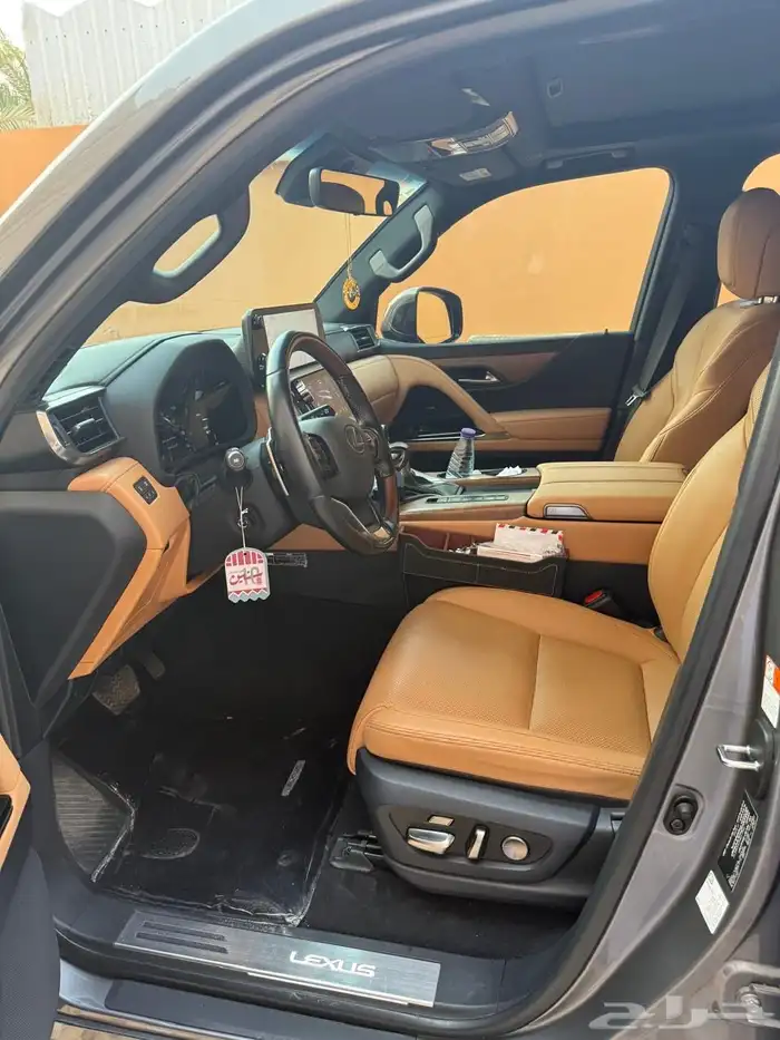 لكزس 2023 LX600 فل كامل ممشى 48الف 2