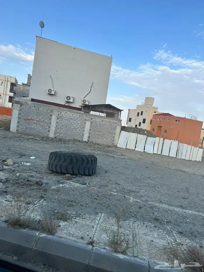 أرض في مخطط المطل بمساحة 402م 9