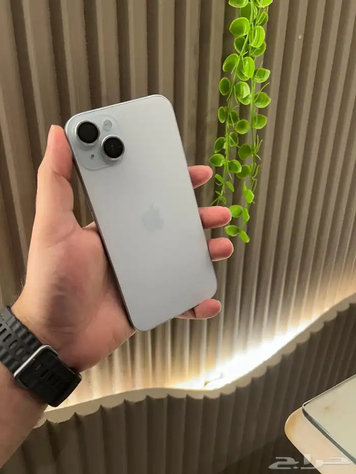 ايفون 15 بلس 6