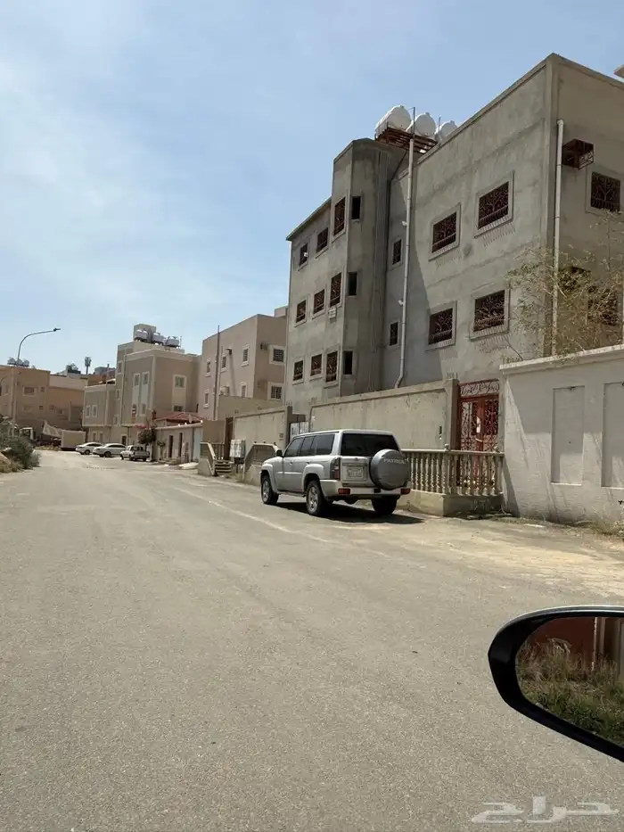سفاري نيسان 1