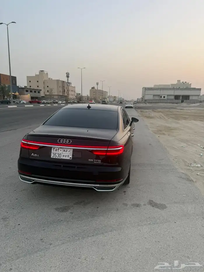 اودي 8 0