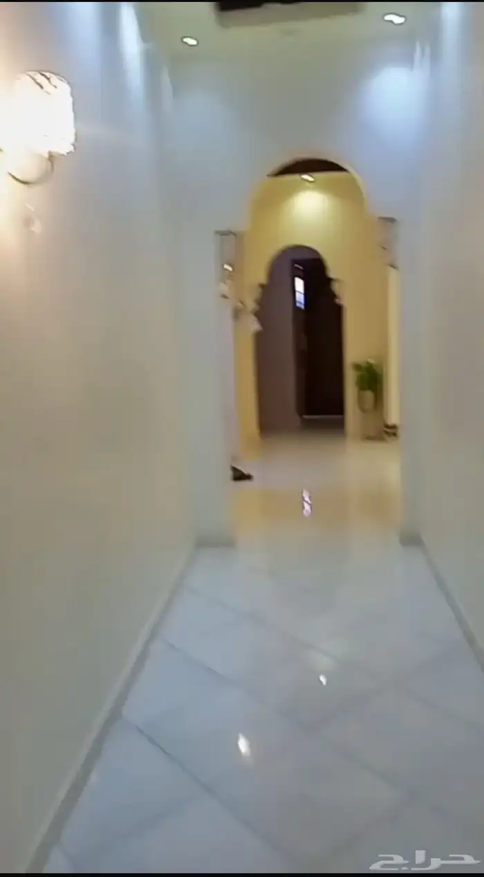 للبيع عمارة سكنية فى حمراء ب دورين وملحق 9
