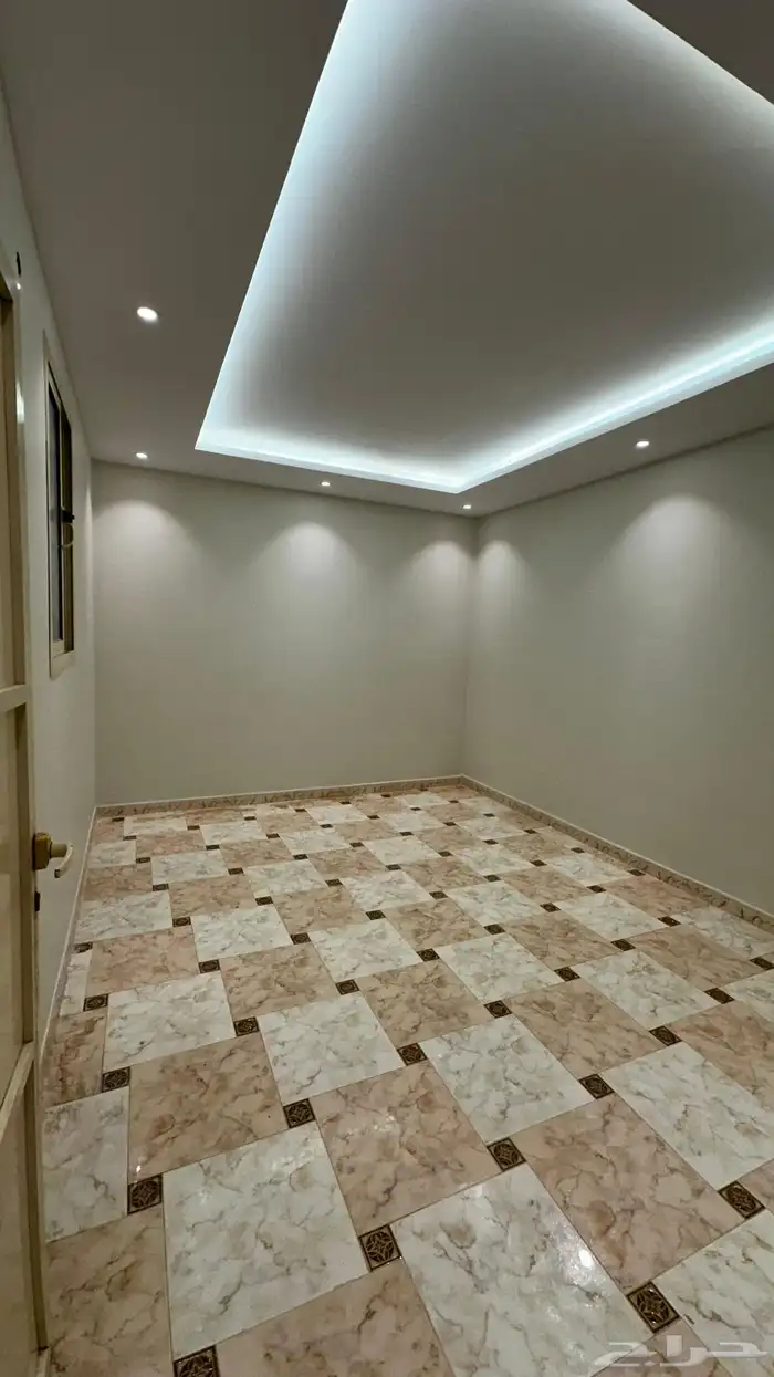 شقه كبيره للايجار بحي طويق مجدده 8