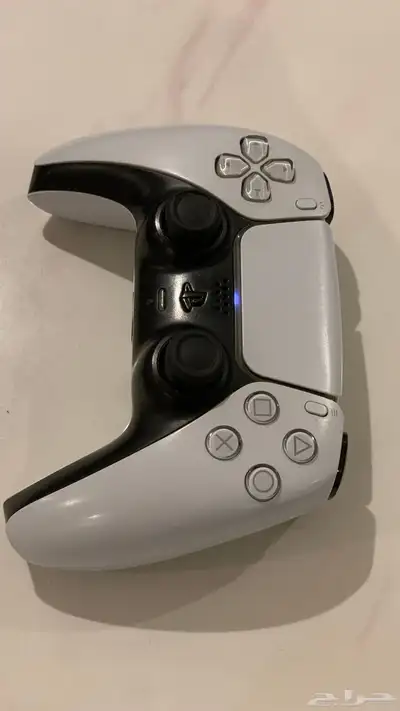 يد تحكم ( سوني فايف ) Control hand PlayStation 5 . index