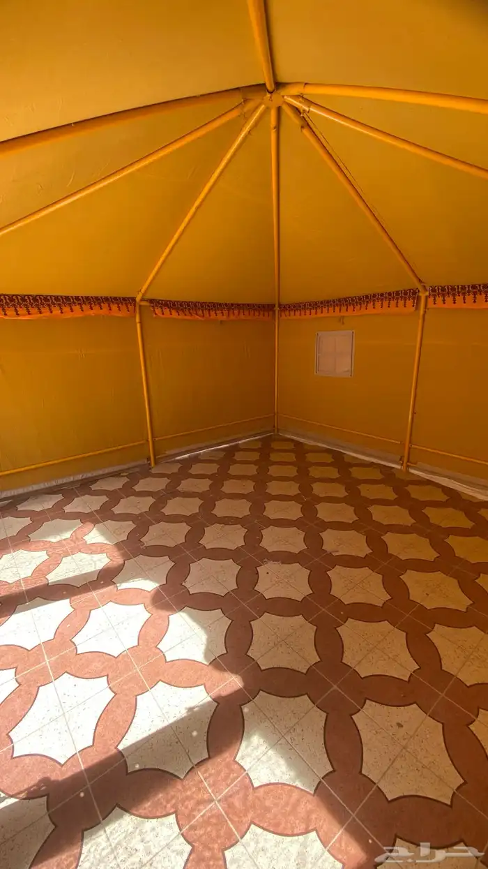 خيمة الملكية 4