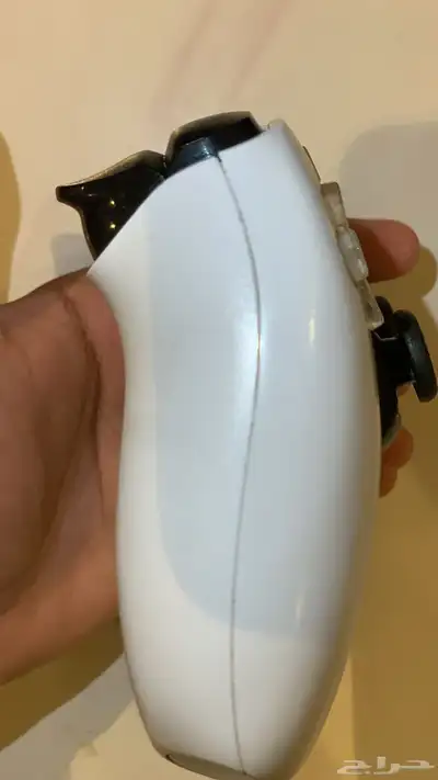 يد تحكم ( سوني فايف ) Control hand PlayStation 5 . index