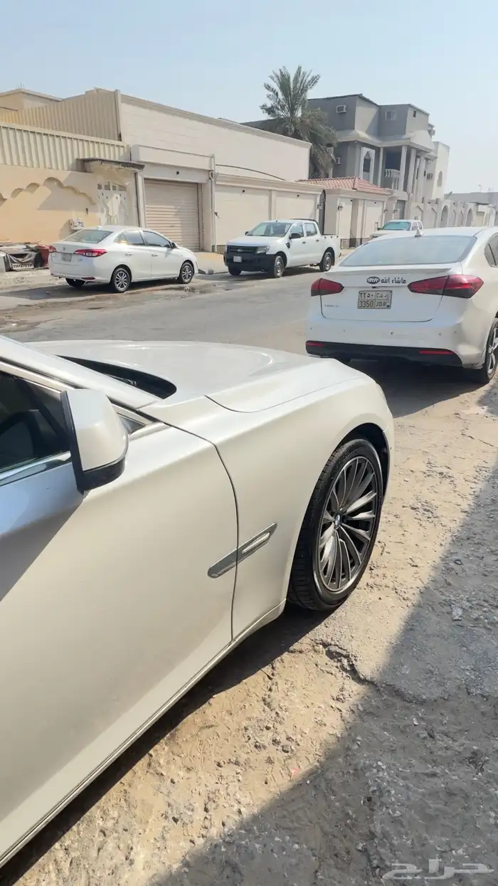 بي ام 740 Li فل قمة النظافه 0