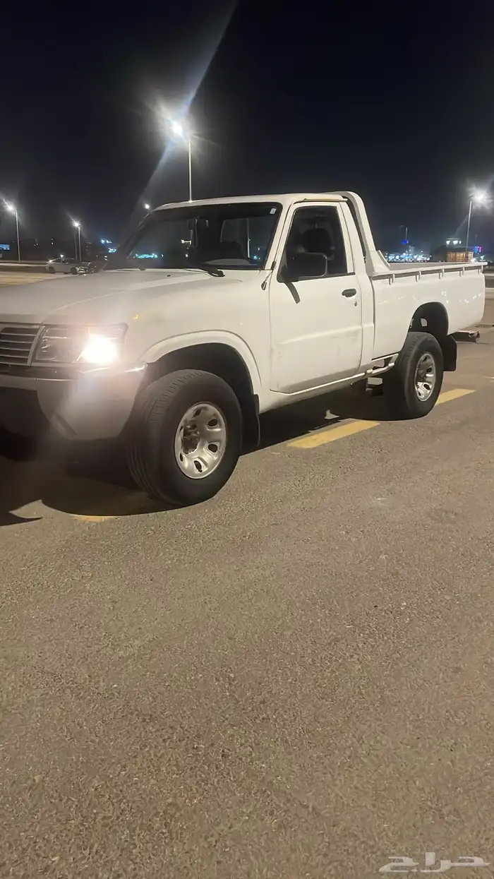 نيسان شاص موديل 2002 حكومي سابقا  فحص جديد الاستمارة منتهيه 11