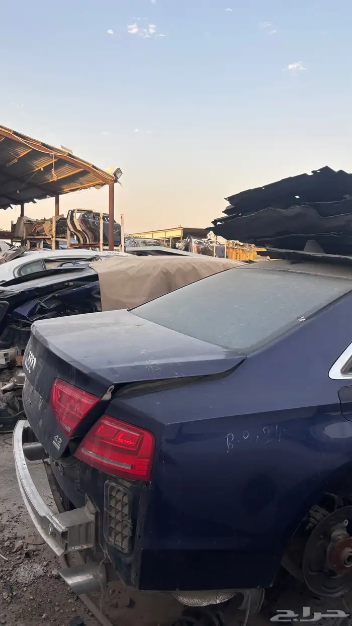تشليح قطع غيار رنج روفر جاكوار اودي بنتلي مازيراتي 11
