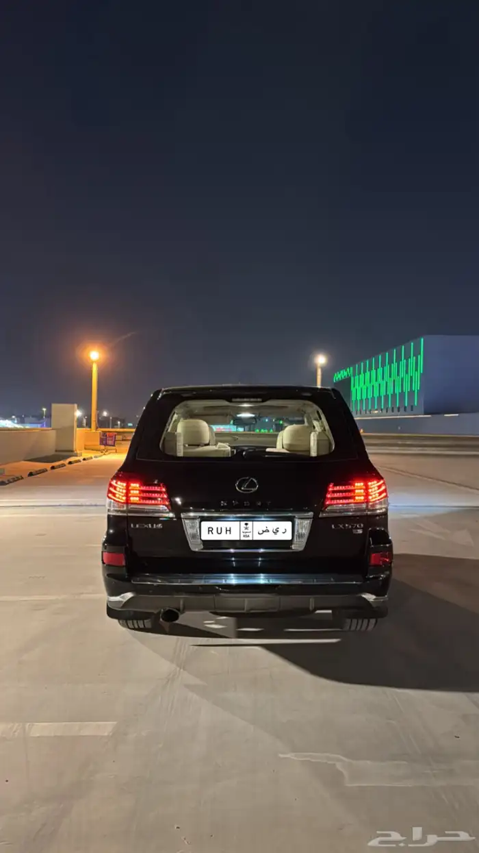 لكزس 570 3