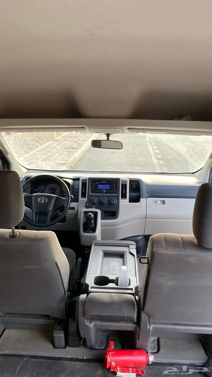 باص تيوتا 2023 17