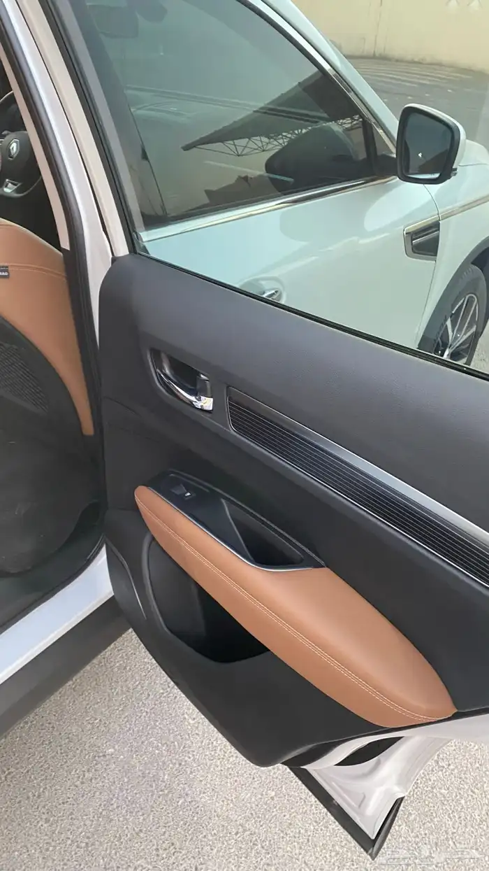 رينو كوليوس 2024 14