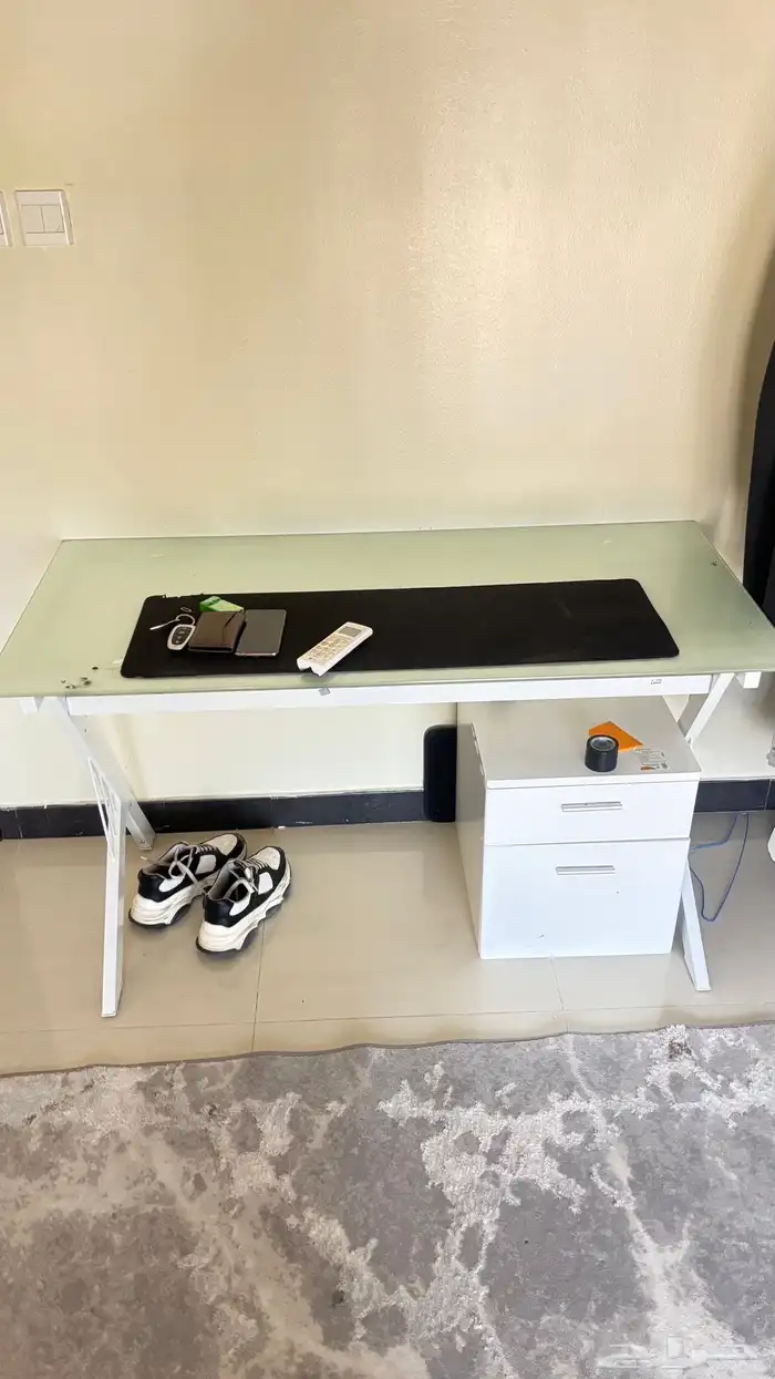 طاولة كمبيوتر او قيمنق قزاز 0