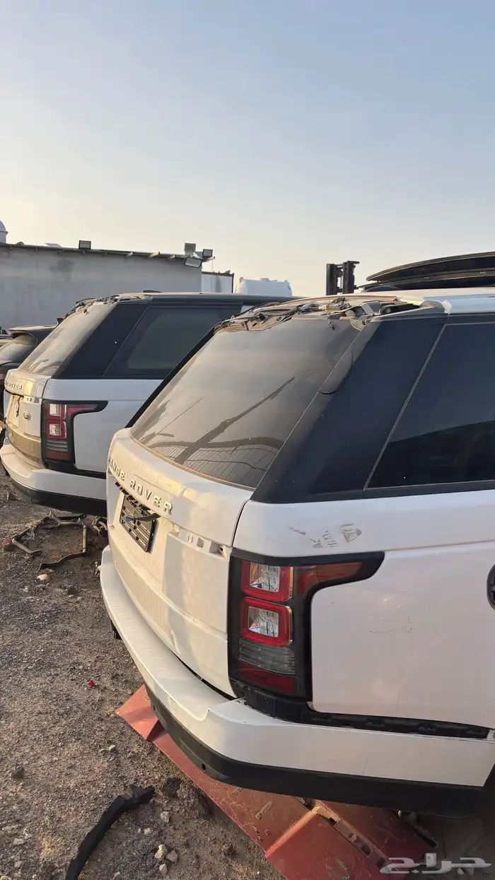 تشليح قطع غيار رنج روفر جاكوار اودي بنتلي مازيراتي 4