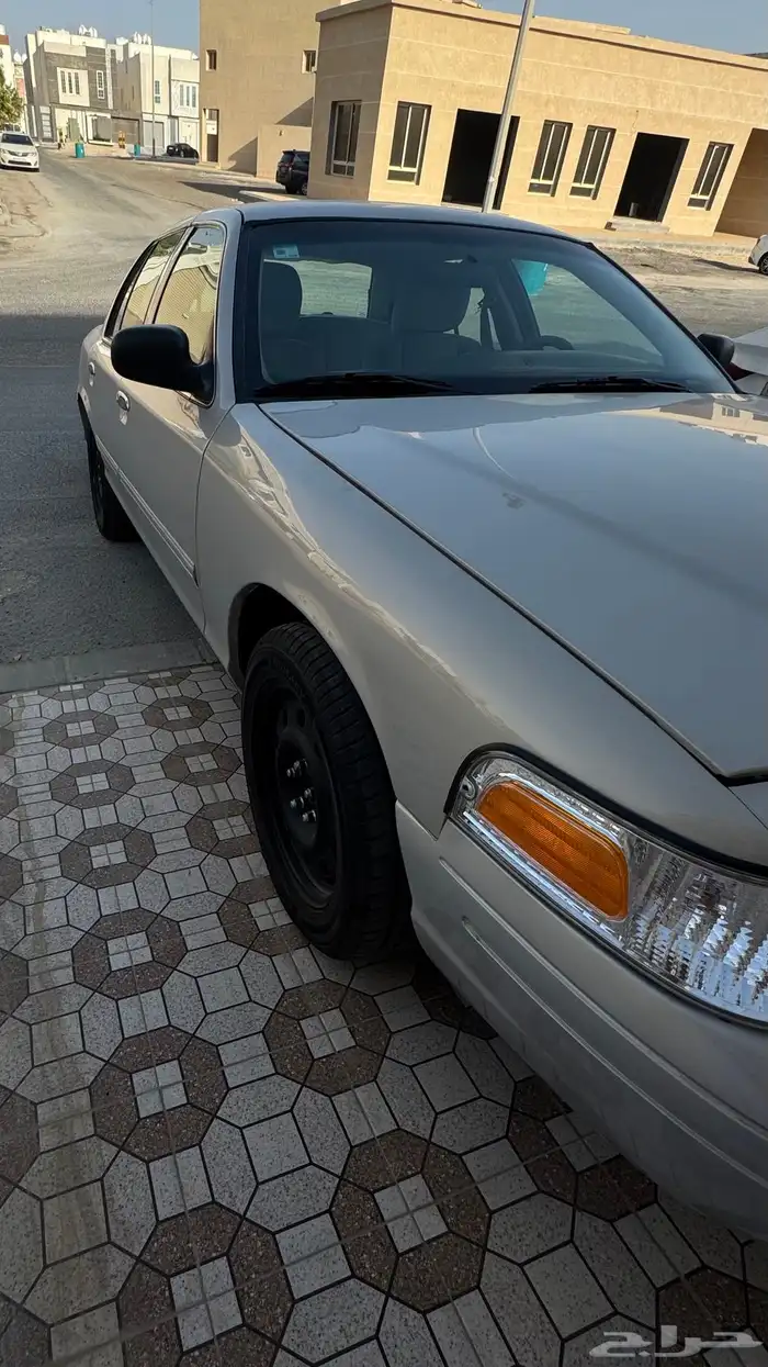 فورد كراون فكتوريا 2011 بوليسي 7