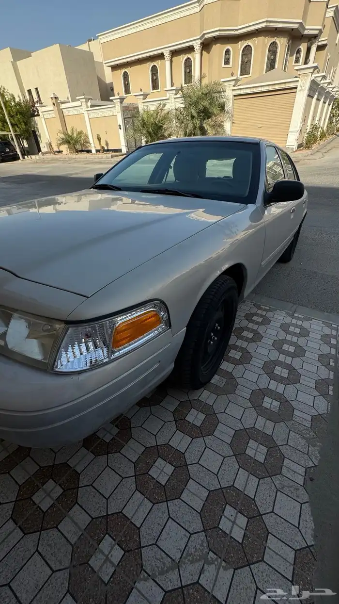 فورد كراون فكتوريا 2011 بوليسي 6