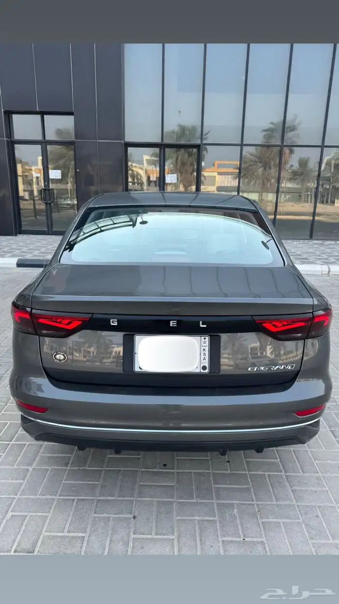 جيلي ام جراند 7 2023 3