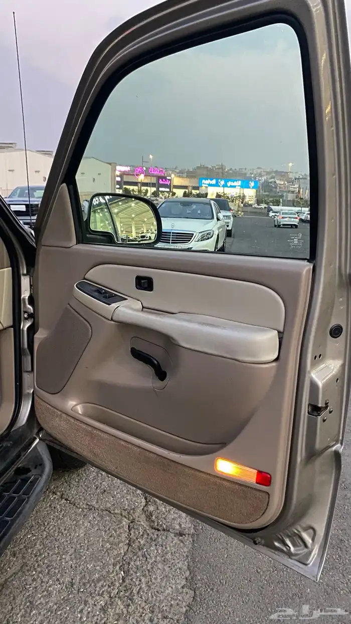تاهو 2003 نظيف . 20