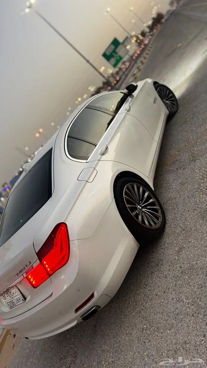بي ام 740 Li فل قمة النظافه 5