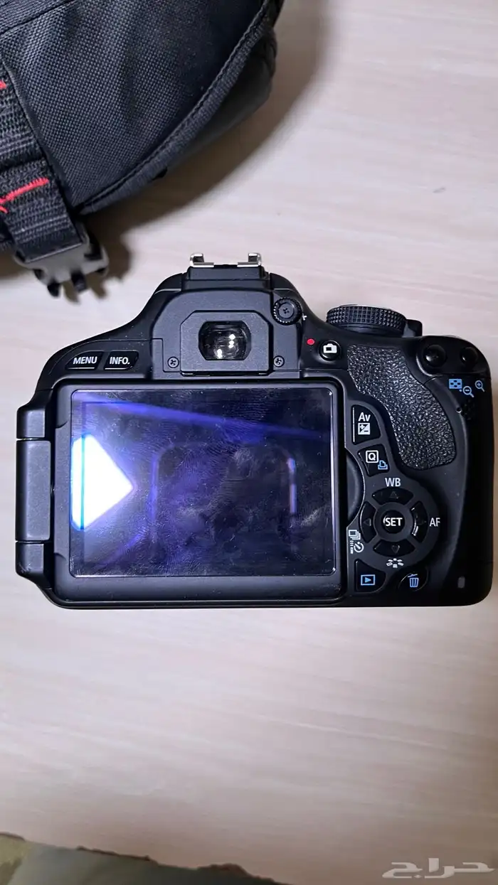 كاميرا كانون D600 مع عدساتها 4