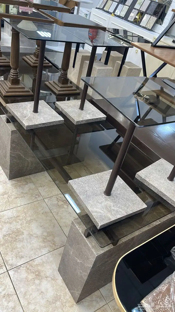 طاولات تفصيل حسب طلب 46