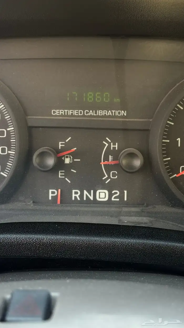 فورد كراون فكتوريا 2011 بوليسي 0