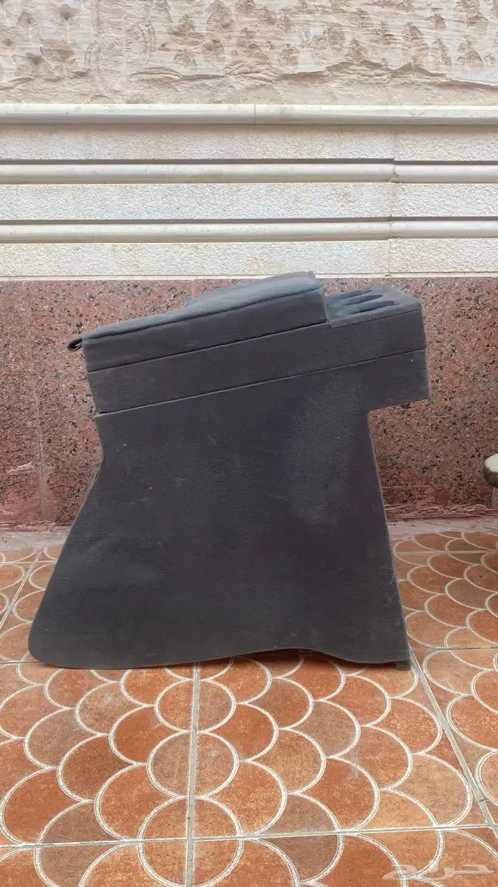 تكاية نيسان سفاري موديل 90 4