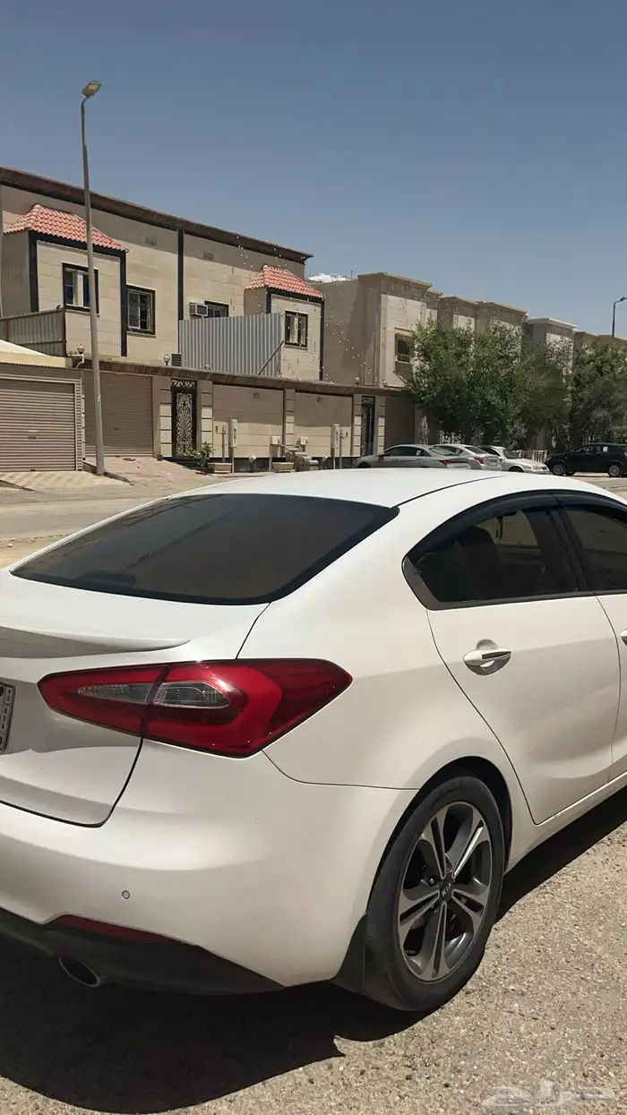سياره سيراتوا للبيع موديل 2015 فل كامل رقم  تواصل 4