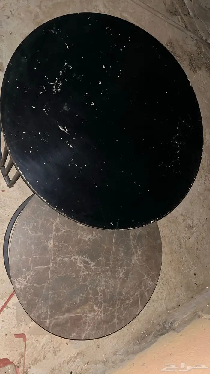 طاوله للبيع 1