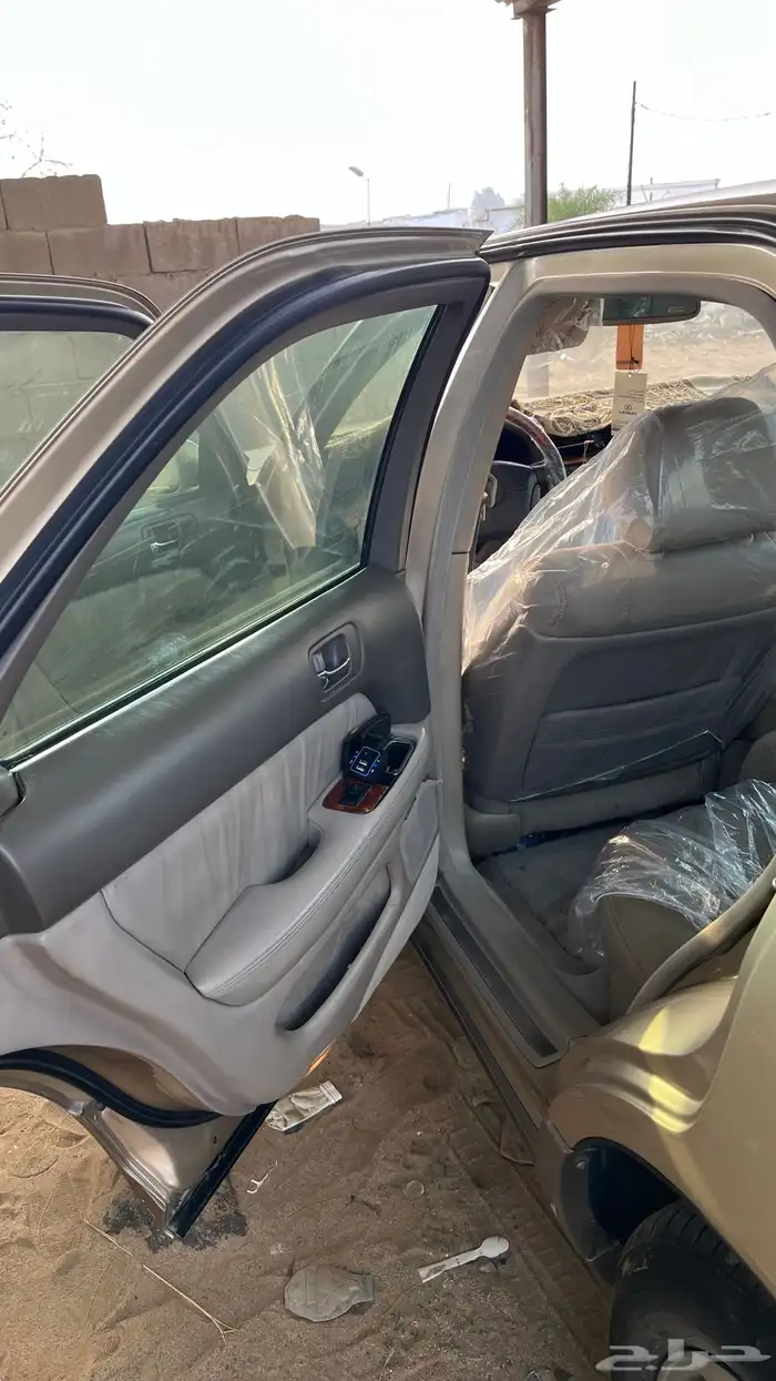 لكزس LS400 موديل 99 11