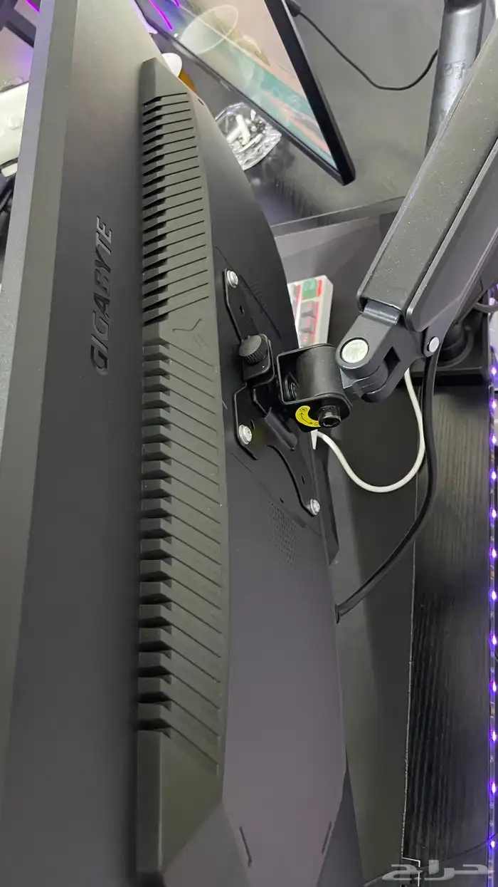 شاشة العاب 200hz 2
