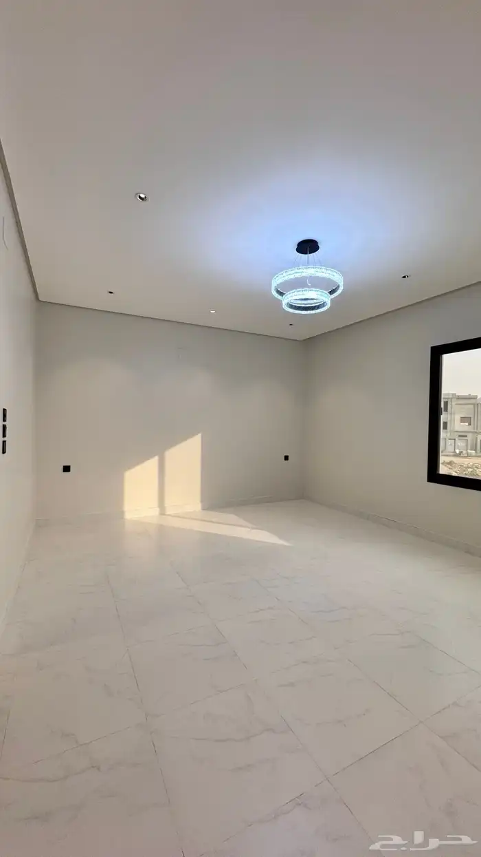 للبيع روف علوى بملحق احدرفيده 4