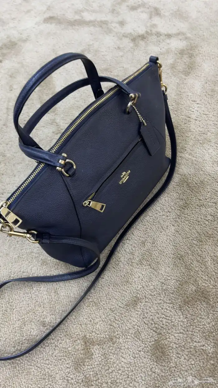 شنطة قوتشي كحلي 1